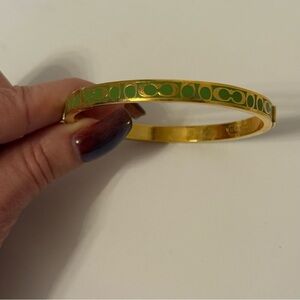COACH BRACELET BANGLE SKINNY C GREEN ENAMEL GOLD TONE SIGNED ONE SIZE OS